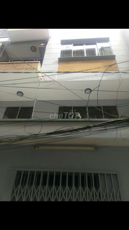 Nhà nguyên căn tại Quận 10 cần cho thuê nhanh giá rẻ, nhà mới dọn vào và sử dụng ngay. Dtsd 220m2