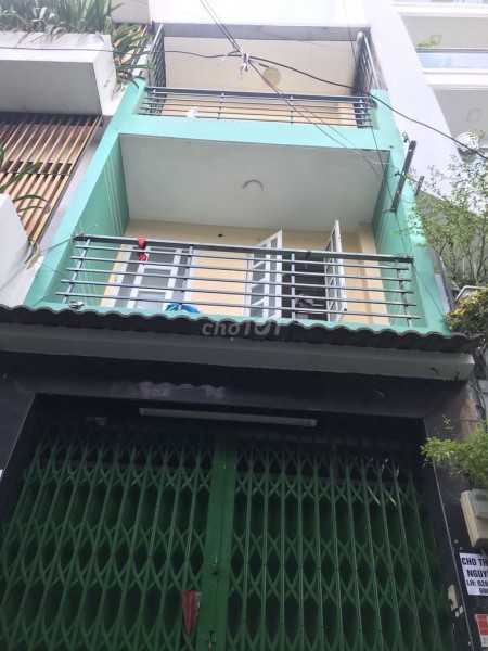 Cho thuê nhà 96m2 3 tầng tại Lý Thái Tổ Phường 1 Quận 10. 12 triệu/tháng