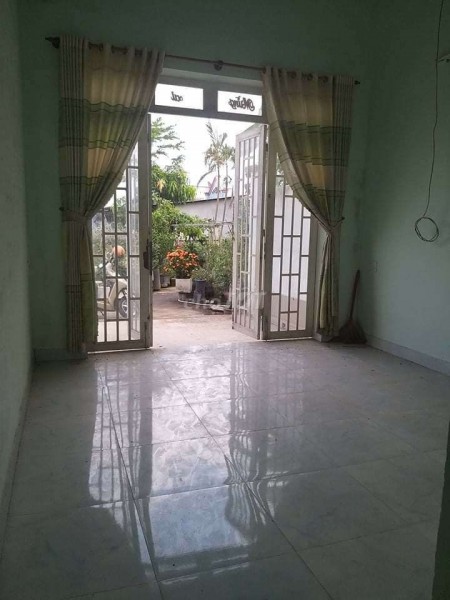 Cần cho thuê nhà 3PN, 2 Tầng tại Phường Long Bình Quận 9. Có nhu cầu cứ liên hệ trực tiếp Chị Thủy nhé !!