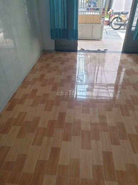 Hẻm đường số 11, Quận Gò Vấp cần cho thuê giá 5.5 triệu/tháng, dtsd 30m2, chính chủ