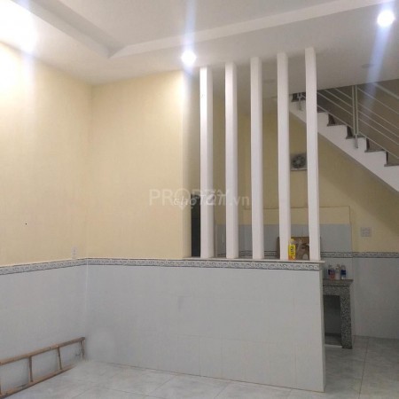 Có nhà rộng 78m2, 1 trệt, 1 lầu cần cho thuê giá 6.5 triệu/tháng, đường Quốc Lộ 1A, Quận 12