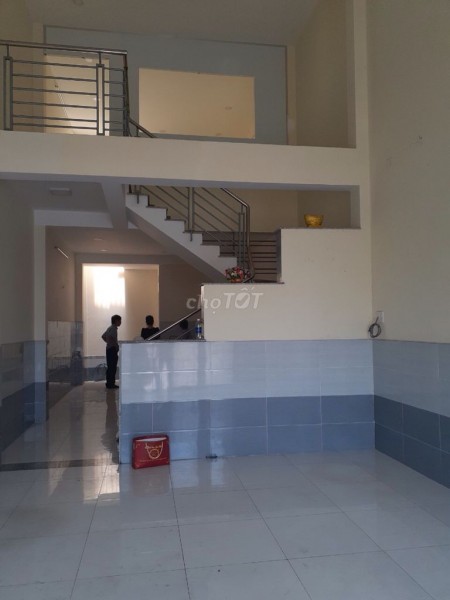 Cho thuê nhà riêng biệt dtsd 100m2 tại hẻm Lê Văn Khương Quận 12