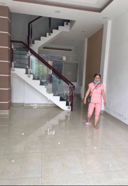 Có nhà đường Trục 30, Quận Bình Thạnh chủ cần cho thuê giá 18 triệu/tháng, dtsd 72m2