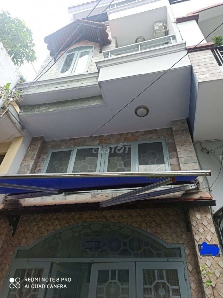 Cần cho thuê nhà nguyên căn 1 trệt 3 lầu đúc kiên cố tại Nguyễn Văn Đậu Quận Bình Thạnh