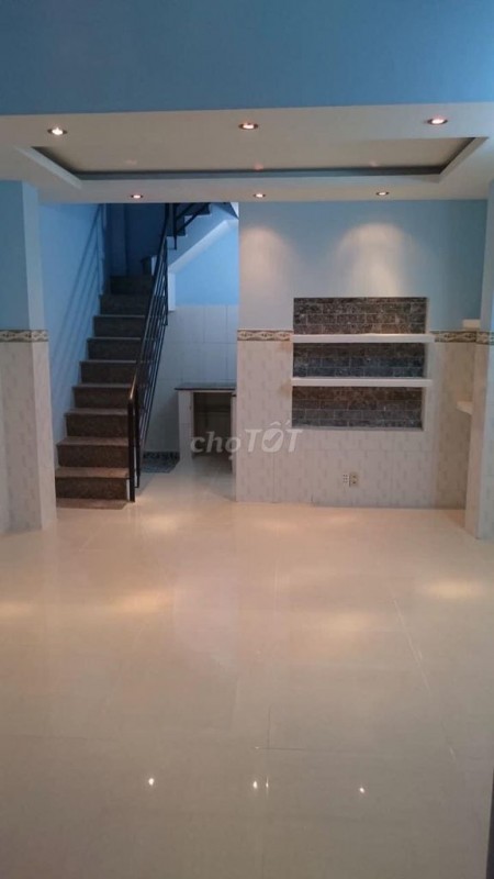 Có nhà trống đường Tân Thới Hiệp 21, Quận 12 cần cho thuê giá 5 triệu/tháng, dtsd 27m2