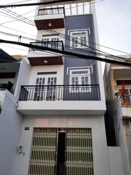 Cho thuê nhà rộng 200m2, vừa nhận bàn giao, mới 100%, 4 tầng, giá 20 triệu/tháng, Âu Cơ, Tân Bình