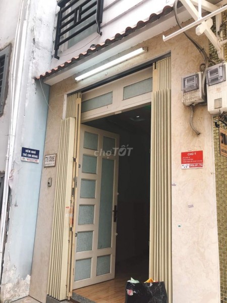 Chủ cần cho thuê nhà rộng 21m2 (3mx7m), 4 tầng, 3 PN, còn mới, hẻm Hoa Sữa, Phú Nhuận, giá 10 triệu/tháng