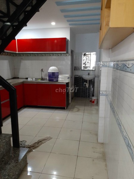 Hẻm đường số 21, Quận Gò Vấp cần cho thuê giá 6.5 triệu/tháng, dtsd 62m2, LHCC