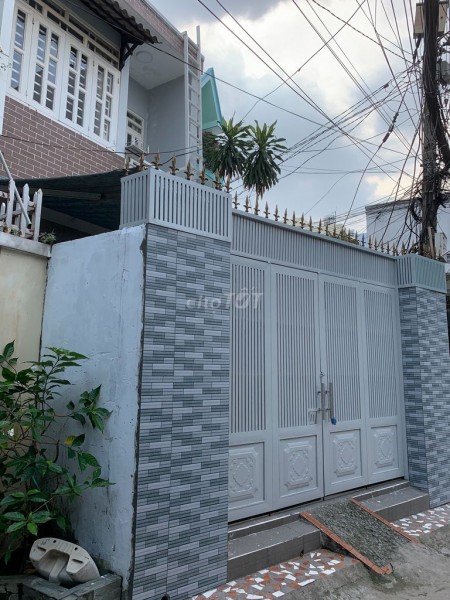 Có nhà nguyên căn hẻm Trần Xuân Soạn, Quận 7 cần cho thuê giá 15 triệu/tháng, dtsd 80m2