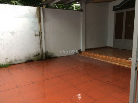 Nhà cấp 4 riêng biệt có sân rộng rãi hẻm 2/9 Nguyễn Thị Sóc, Bà Điểm, Hóc Môn