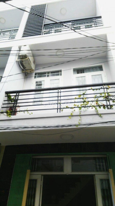 Nhà nguyên căn cho thuê nhanh giá rẻ tại Huỳnh Tấn Phát huyện Nhà Bè. Nhà mới, sạch sẽ, dọn vào là ở luôn