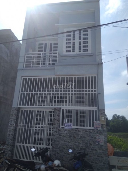 Cho thuê nhà mới tinh, đang trống có thể chuyển vào ngay thích hợp gia đình thuê ở tại Phường Long Trường, Quận 9