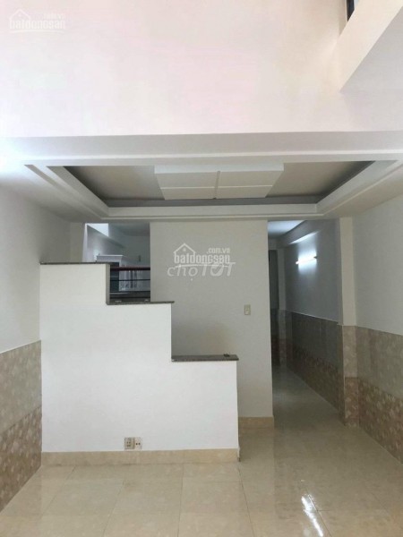 Nhà nguyên căn Hẻm 14 Đường Thân Nhân Trung, Phường 13, Quận Tân Bình. Nhà 4m x 14m cho thuê 13 triệu/tháng