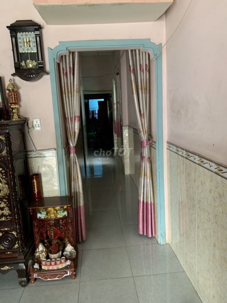 Chủ cần cho thuê nhà rộng 100m2, 2 PN, giá 12 triệu/tháng. ĐC Quốc Lộ 50, Bình Chánh