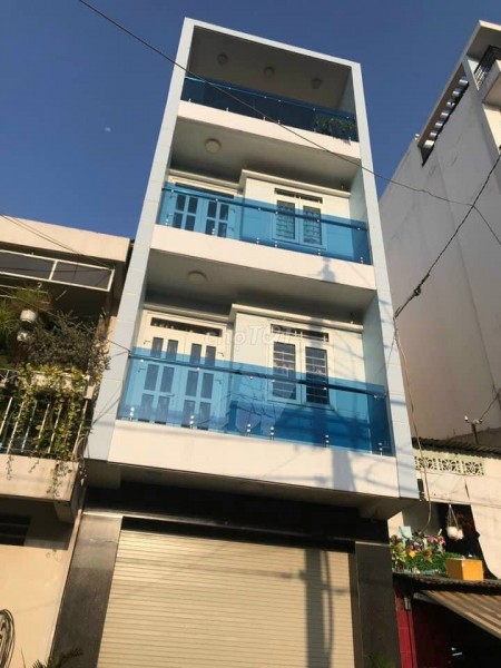Nhà cho thuê nguyên căn rộng 4m dài 18m, 4 tầng kiên có, nhà mới hẻm lớn trên đường Phạm Ngọc Thạch, Quận 3