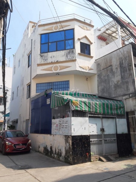 Nhà nguyên căn có 1 trêt, 1 lững, 1 lầu và sân thượng tại hẻm xe hơi đường Hòa Bình Quận 11