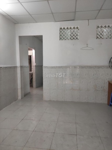Hẻm Phạm Văn Chiêu, Gò Vấp cần cho thuê giá 4.5 triệu/tháng, dtsd 36m2 (6mx6m)
