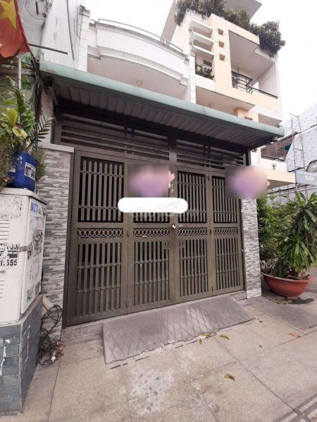 Cho thuê nhà nguyên căn 4m x 24m mặt tiền đường kinh doanh sầm uất của Tân Phú