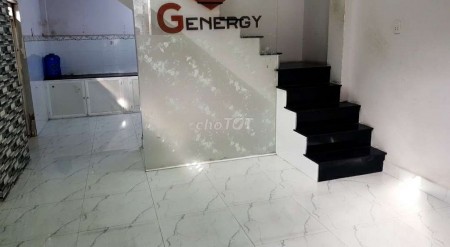 Có nhà nguyên căn rộng 32m2 (4mx8m) cần cho thuê giá 7 triệu/tháng, hẻm Dương Thiệu Tước, Tân Phú