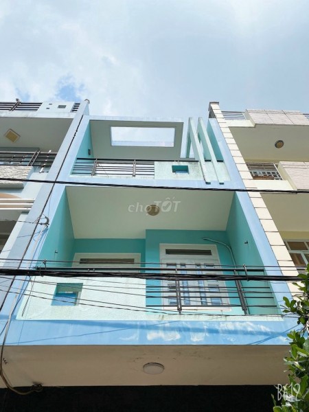 Nhà nguyên căn Đường 80 Phường 10 Quận 6. Rộng 4m dài 15m, 3 tầng, 12 triệu/tháng
