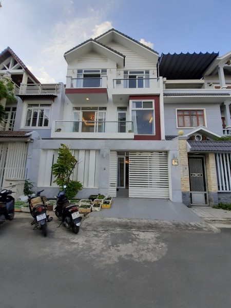 Cho thuê villa An Phú 8x20m, trệt 2 lầu 4 phòng