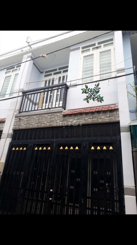 Nguyên căn 2 tầng, 4m x 11m, mới đẹp nằm trong hẻm 4m đường Hiệp Thành 2, Q12