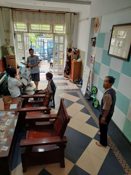 Nguyên căn 114m2, 4 tầng cần cho thuê giá 12 triệu/tháng, hẻm đường số 21, Gò Vấp, LHCC