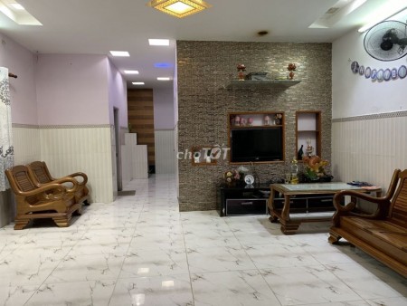 Cho thuê nhà nguyên căn mới toanh, full nội thất tại Bạch Đằng, P24, Bình Thạnh