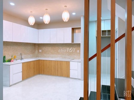 Nhà vừa mới xây xong, trong hẻm 4m Nguyễn Thái Sơn, P5, GV. 11 triệu/tháng