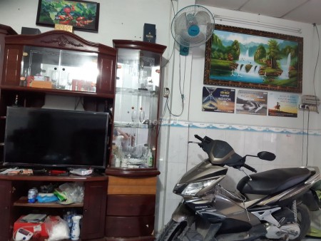 Cho thuê nhà nguyên căn 1 trệt 1 lầu, 2 phòng ngủ, trên đường Võ Vân Vân, Xã Vĩnh Lộc B, Bình Chánh