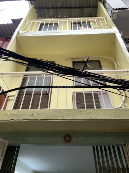 Nhà nguyên căn 1 trệt 2 lầu tại hẻm Đề Thám P.Phạm Ngũ Lão, Quận 1