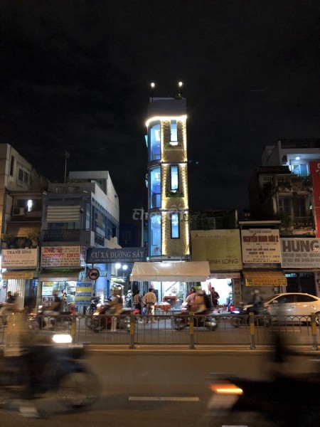 Nhà nguyên căn rộng 100m2, 4 tầng cần cho thuê giá 22 triệu/tháng, đường Lý Thái Tổ, Quận 3