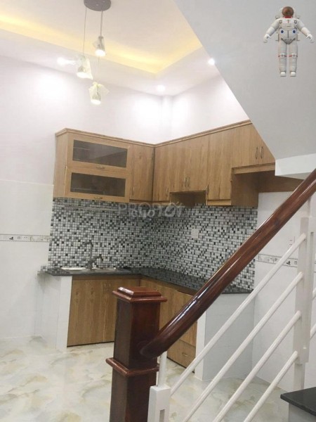 Nhà nguyên căn tại Quận 7 cần cho thuê: 88m2, 1 trệt 1 lầu, 2PN. Giá thuê 8,5 triệu/tháng