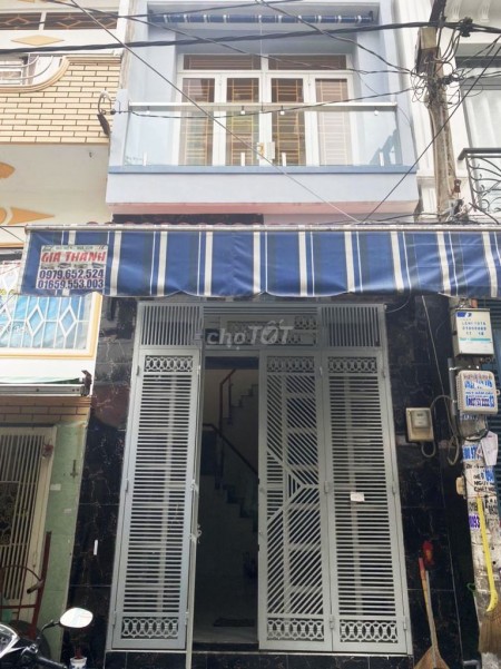 Cho thuê nhà chính chủ Quận 6, rộng 30m2, giá 8 triệu/tháng, 2 tầng, lh 0901886271