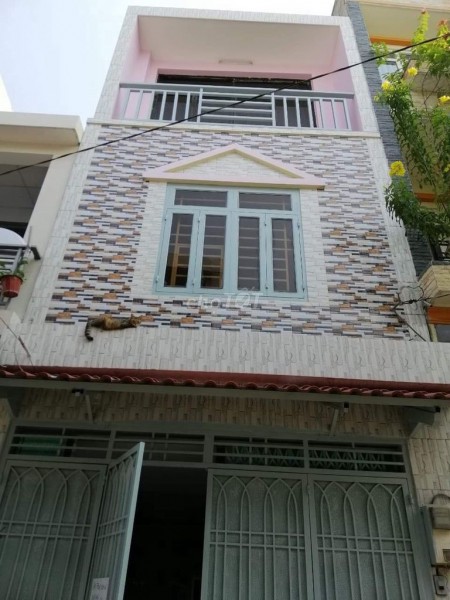 Nhà nguyên căn đường Quốc Lộ 13 ngay cầu Bình Triệu, 4m x 11m, 4PN, 3WC