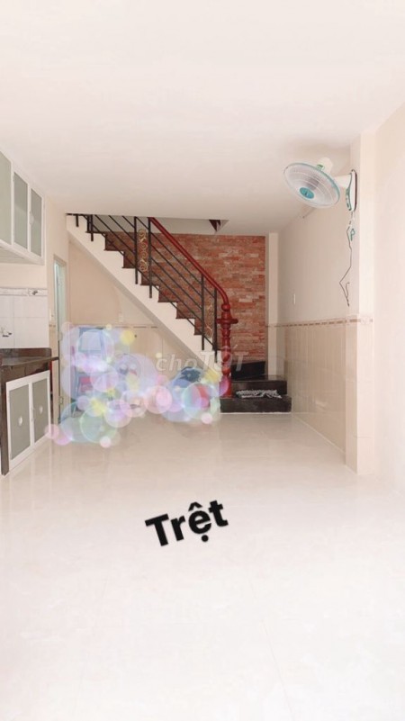 Cho thuê nhà nguyên căn 56m2, 2 tầng, 2 PN, đường số 4 Cư Xá Đô Thành, Quận 3, giá 9 triệu/tháng