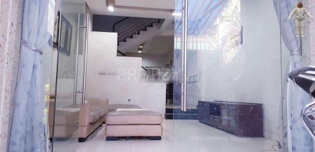 Nhà nguyên căn cần cho thuê 4 tầng, 4 phòng ngủ, 5 phòng vệ sinh tại đường Xóm Chiếu Quận 4