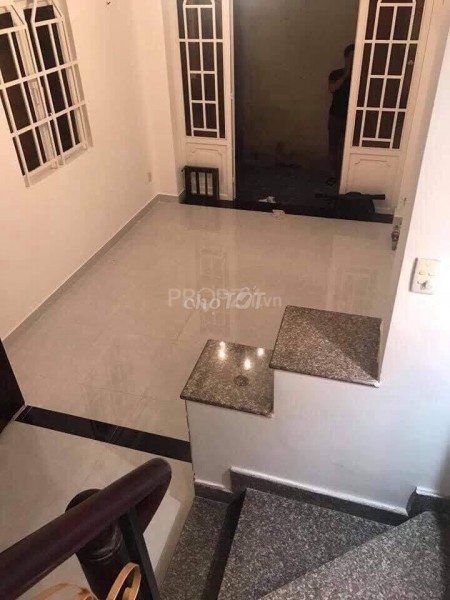 Nhà cho thuê nguyên căn hẻm an ninh, nhà mới đẹp vào ở ngay