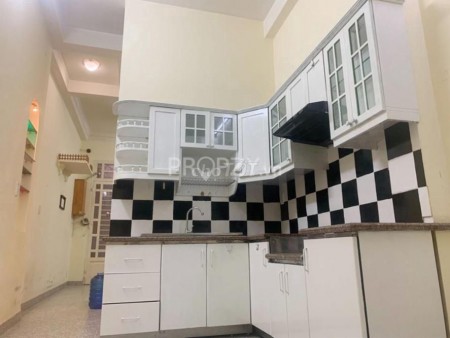 Cho thuê nhà rộng 56.6m2, 2 tầng, 2 PN, còn mới, đường An Dương Vương, Quận 5, giá 10 triệu/tháng