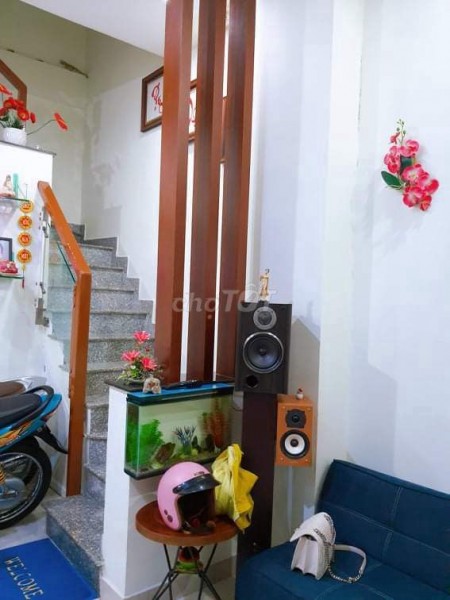 Nhà nguyên căn cần cho thuê nhanh tại hẻm 224 Phan Đình Phùng, Phú Nhuận