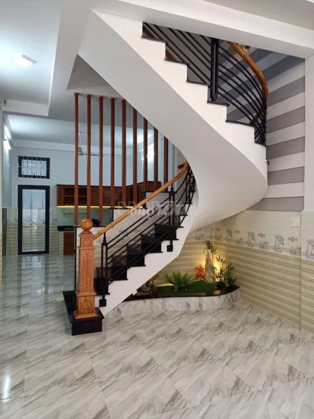 Hẻm Cao Lỗ cần cho thuê nguyên căn 53m2, 4 tầng, kiến trúc đẹp, giá 17 triệu/tháng