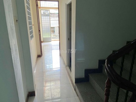 Nhà cho thuê tại đường Trần Khánh Dư, Phường Tân Định, Quận 1. Giá 20 triệu/tháng