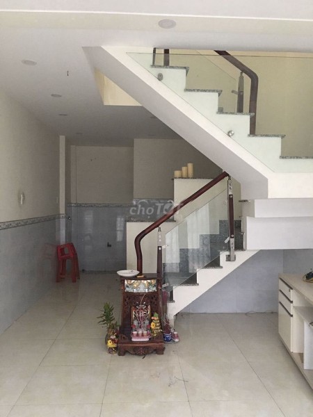 Nhà nguyên căn chủ cần cho thuê giá rẻ 6 triệu/tháng, dtsd 64m2, 2 tầng, Phan Huy Ích, Gò Vấp