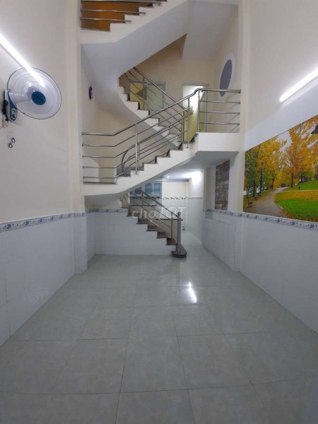 Đường Quốc Lộ 1A, Quận 12 cần cho thuê nhà rộng 84m2, 3 tầng, giá 6 triệu/tháng