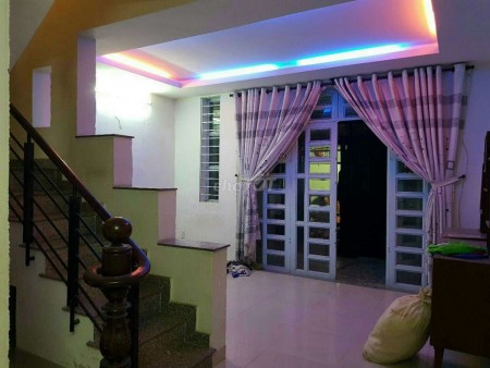 Hẻm 47/45 Nguyễn Tư Giãn, Quận Gò Vấp cần cho thuê giá 8 triệu/tháng, dtsd 65m2, 2 tầng