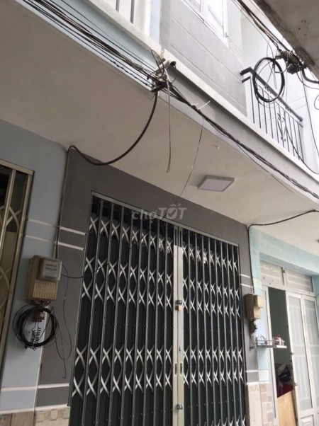Nhà nguyên căn cần cho thuê tại thị trấn Nhà Bè, đầy đủ tiện nghi, giao thông thuận tiện
