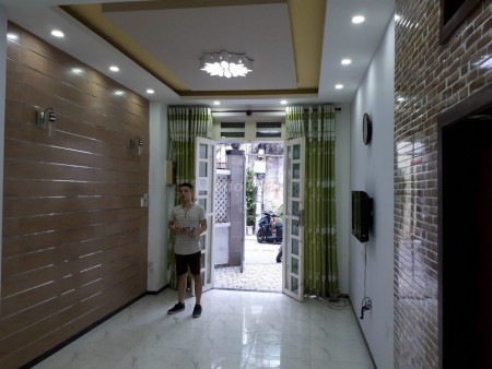 Nguyên căn đang trống rộng 48m2, cần cho thuê giá 21 triệu/tháng, hẻm 338 Điện Biên Phủ, Quận 10