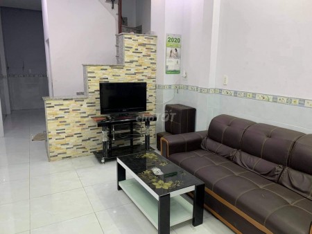 Cho thuê nhà nguyên căn đúc kiên cố 3 tấm, nhà hxh Phan Chi Trinh, Bình Thạnh