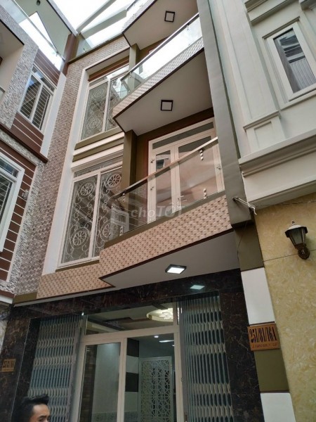 Cho thuê nhà nguyên căn, siêu đẹp, thiết kế kiến trúc sang chảnh, 3 lầu tại Lê Quang Định, Bình Thạnh