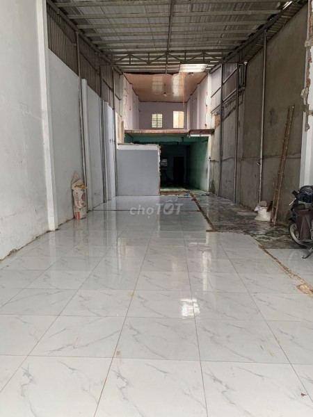 Cho thuê căn nhà đang trống sở hửu mặt tiền kinh doanh khu sầm uất đường Bình Long, Phú Thạnh, Tân Phú